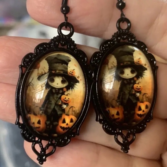 Scarecrow Boy Cameo~ Pumpkin Jack-o’-lantern Fall Autumn Halloween Gothic Dangle - Picture 6 of 6